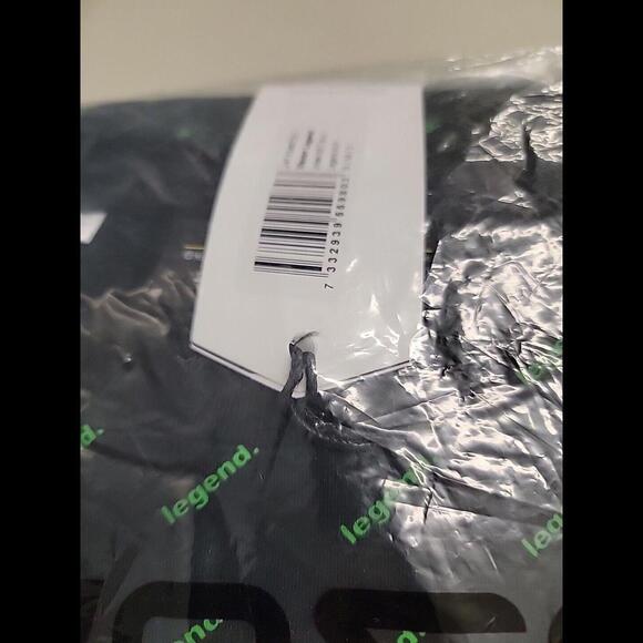 WESC Mason T Shirt S/M/3 Graphic Tee Black W Green Legend Allover Print Sweden - Picture 5 of 6